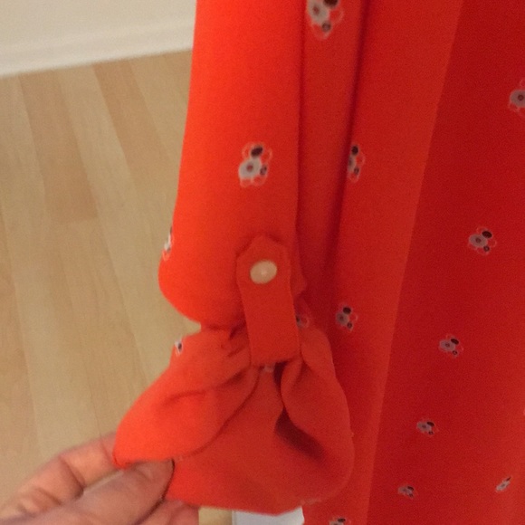 Barely worn, bright orange print popover blouse. - Picture 4 of 6
